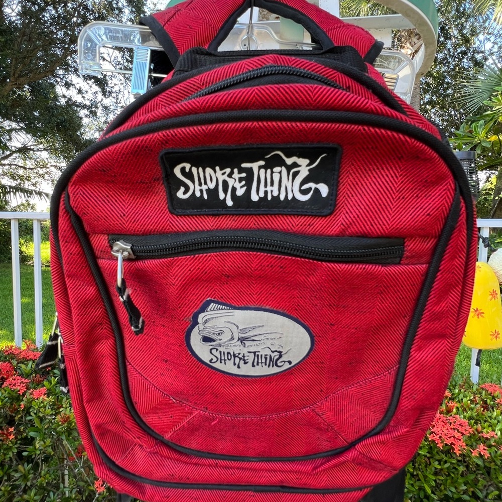 Shore Thing red/black tech backpack